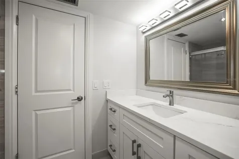 400 Island Way Clearwater Beach FL 33767