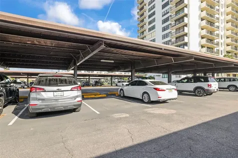 400 Island Way Clearwater Beach FL 33767