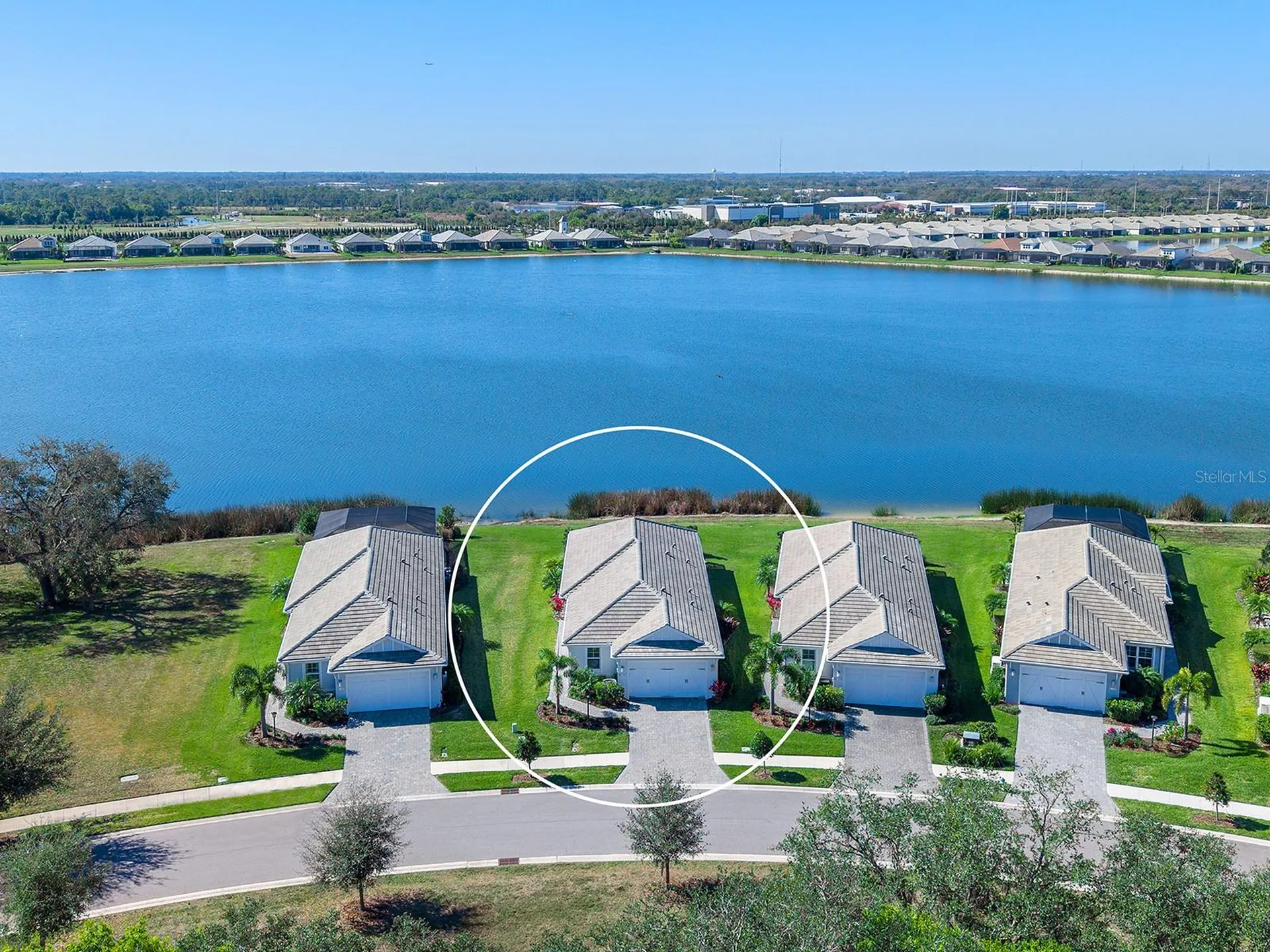 913 Crosswind Avenue Sarasota FL 34240