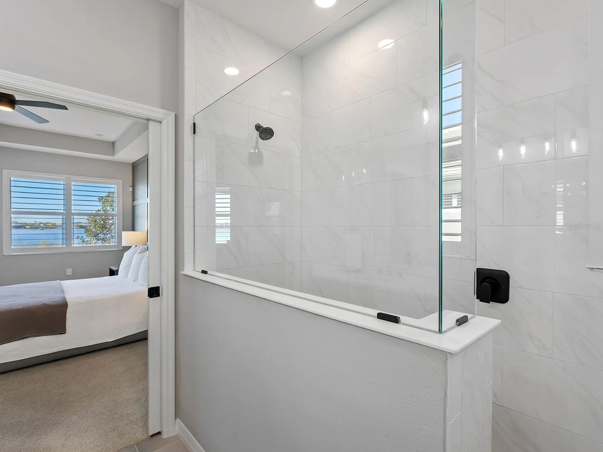 913 Crosswind Avenue Sarasota FL 34240