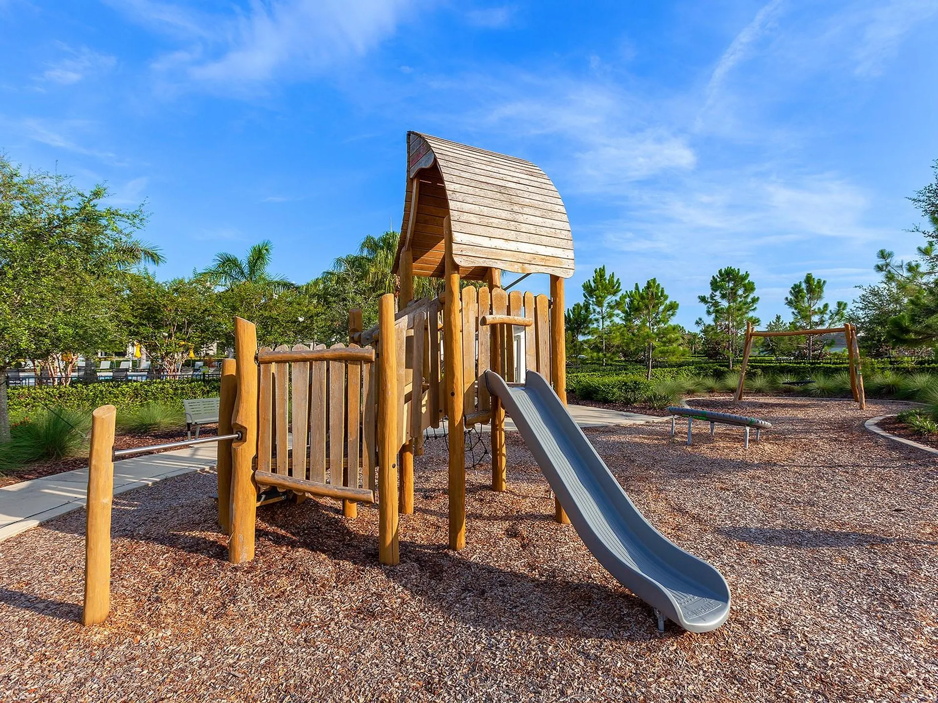 913 Crosswind Avenue Sarasota FL 34240
