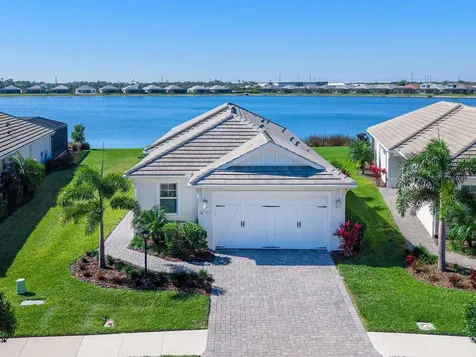 913 Crosswind Avenue Sarasota FL 34240