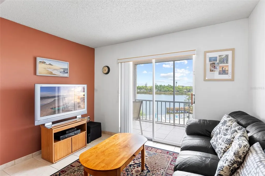 3959 Lake Bayshore Drive Bradenton FL 34205
