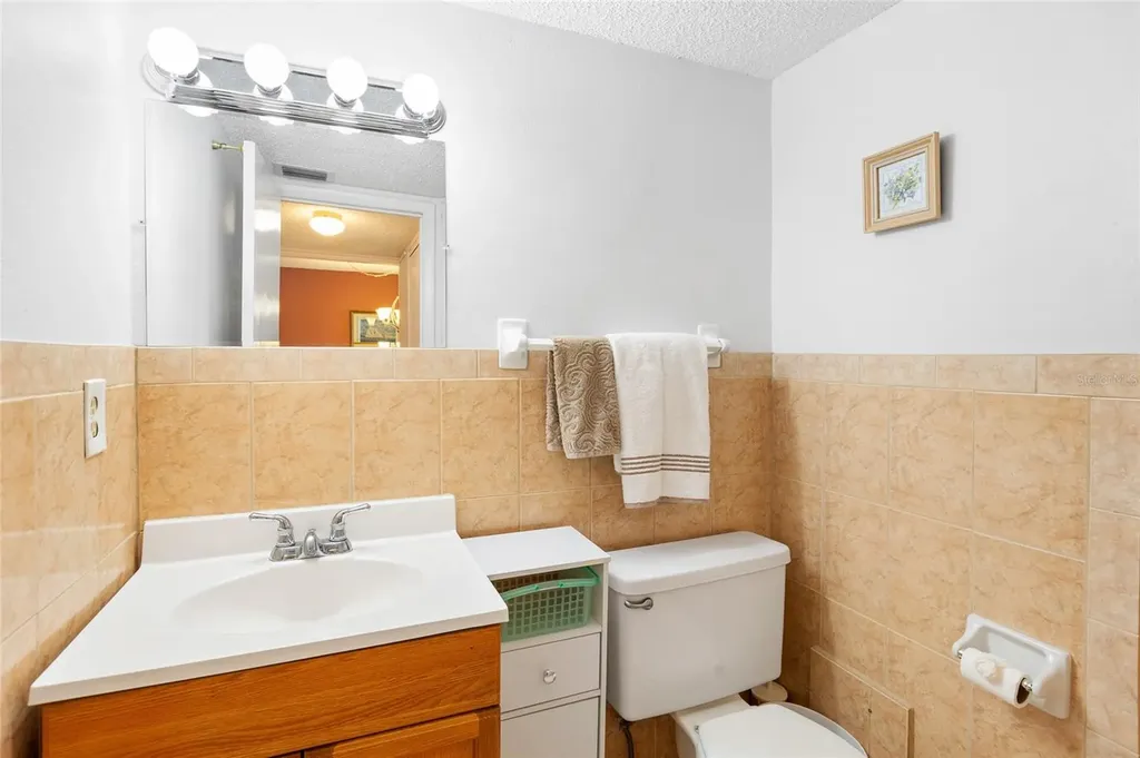 3959 Lake Bayshore Drive Bradenton FL 34205