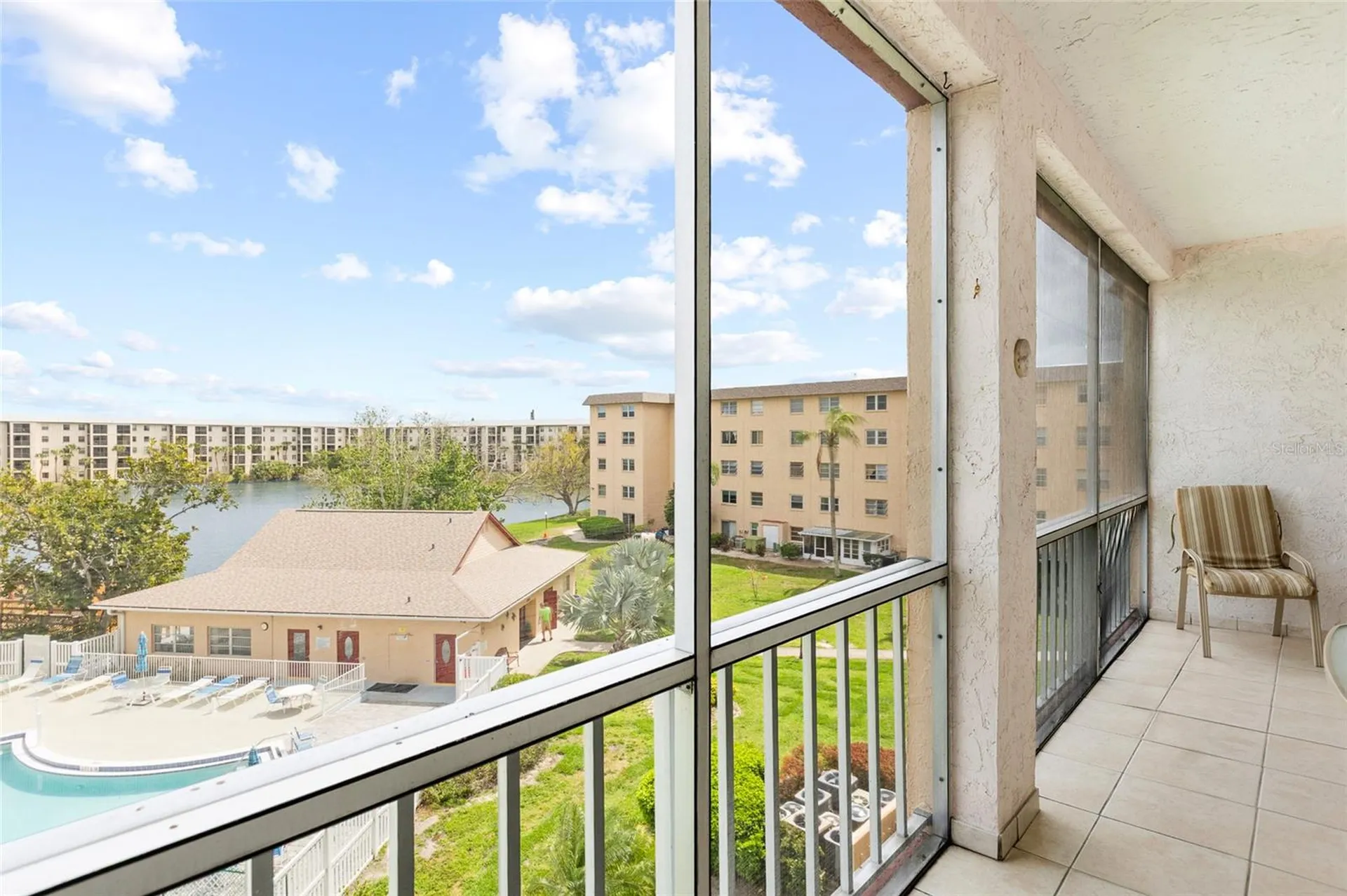 3959 Lake Bayshore Drive Bradenton FL 34205