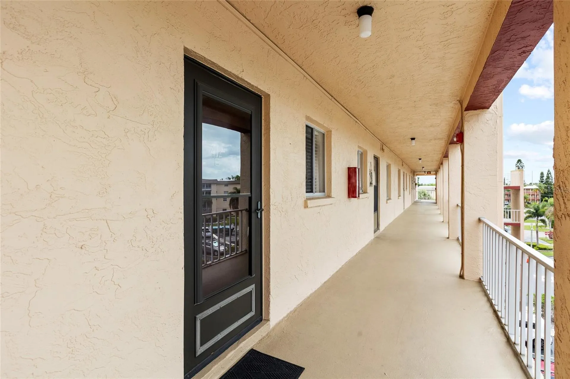 3959 Lake Bayshore Drive Bradenton FL 34205