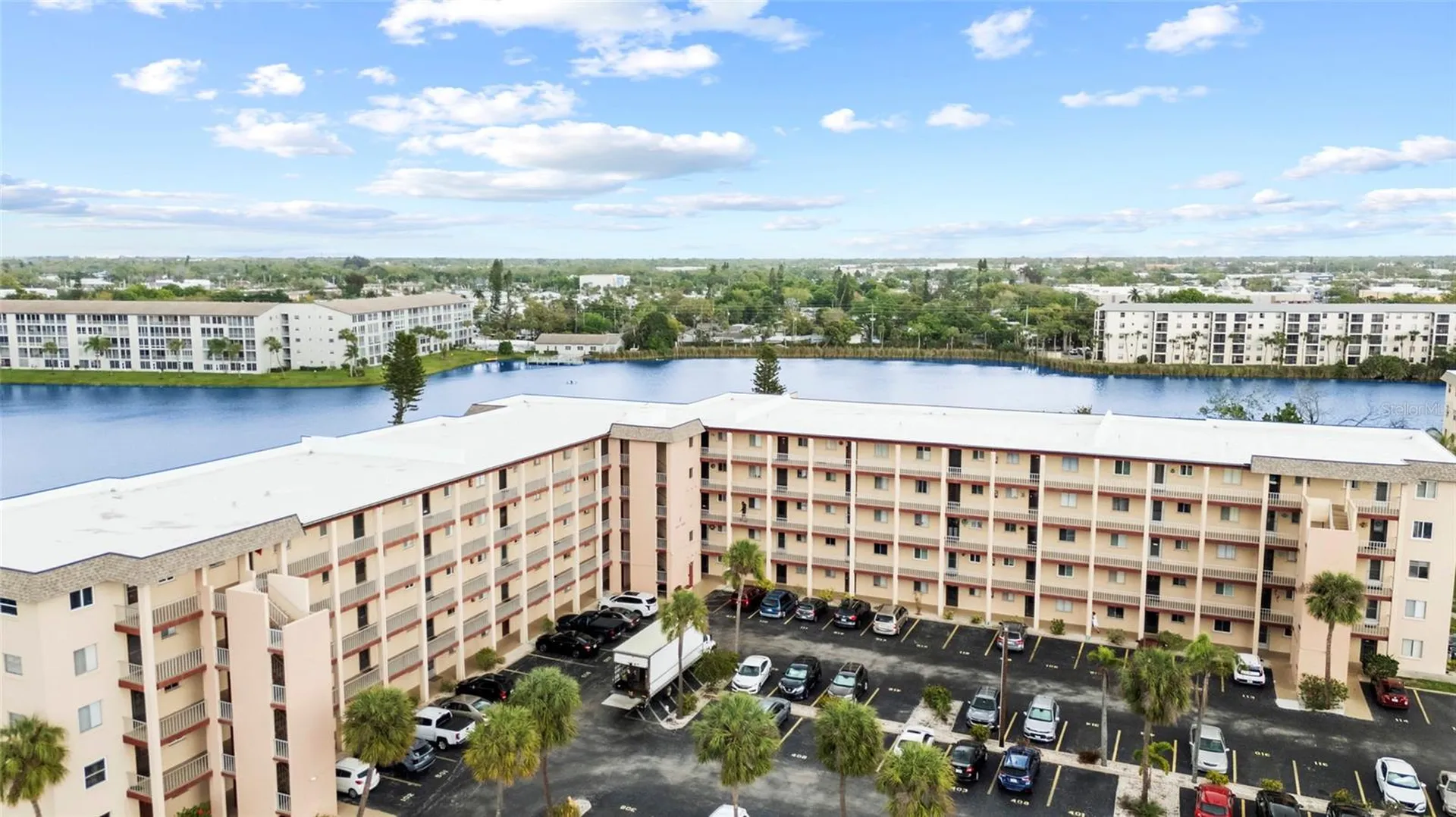 3959 Lake Bayshore Drive Bradenton FL 34205