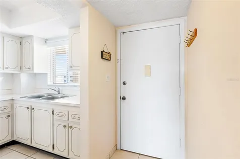3959 Lake Bayshore Drive Bradenton FL 34205