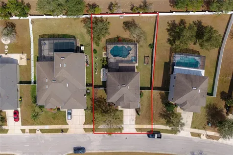 2996 Santa Maria Avenue Clermont FL 34715