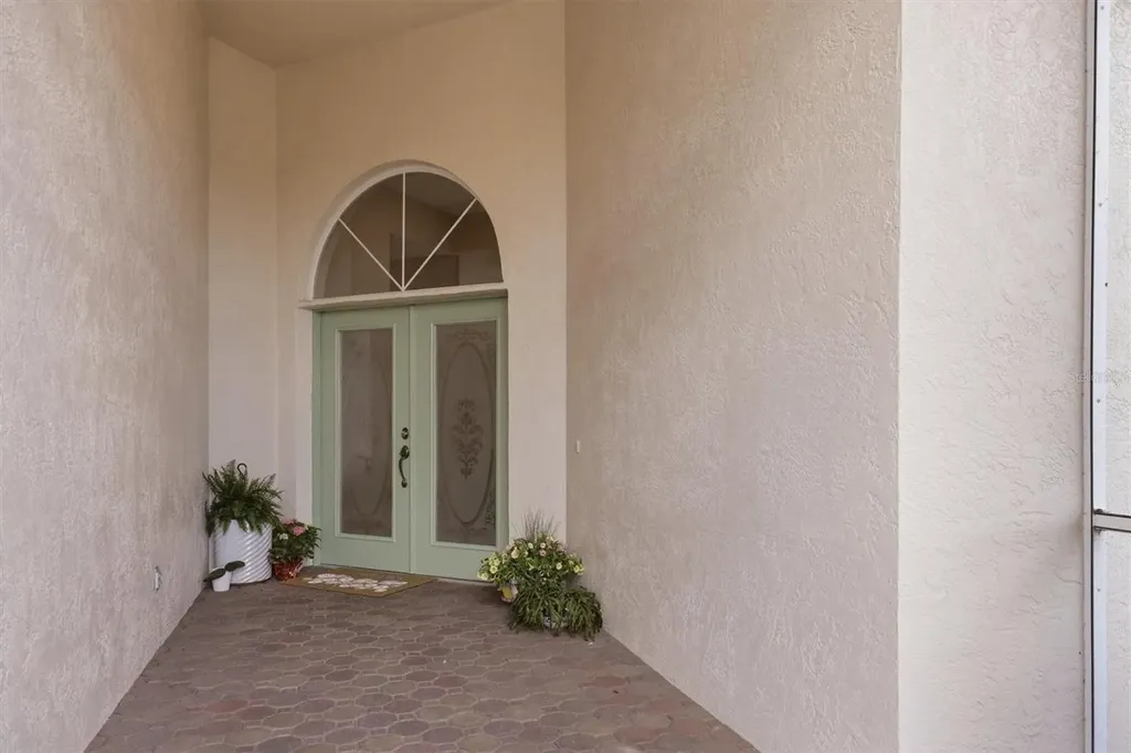 8958 Olde Hickory Avenue Sarasota FL 34238