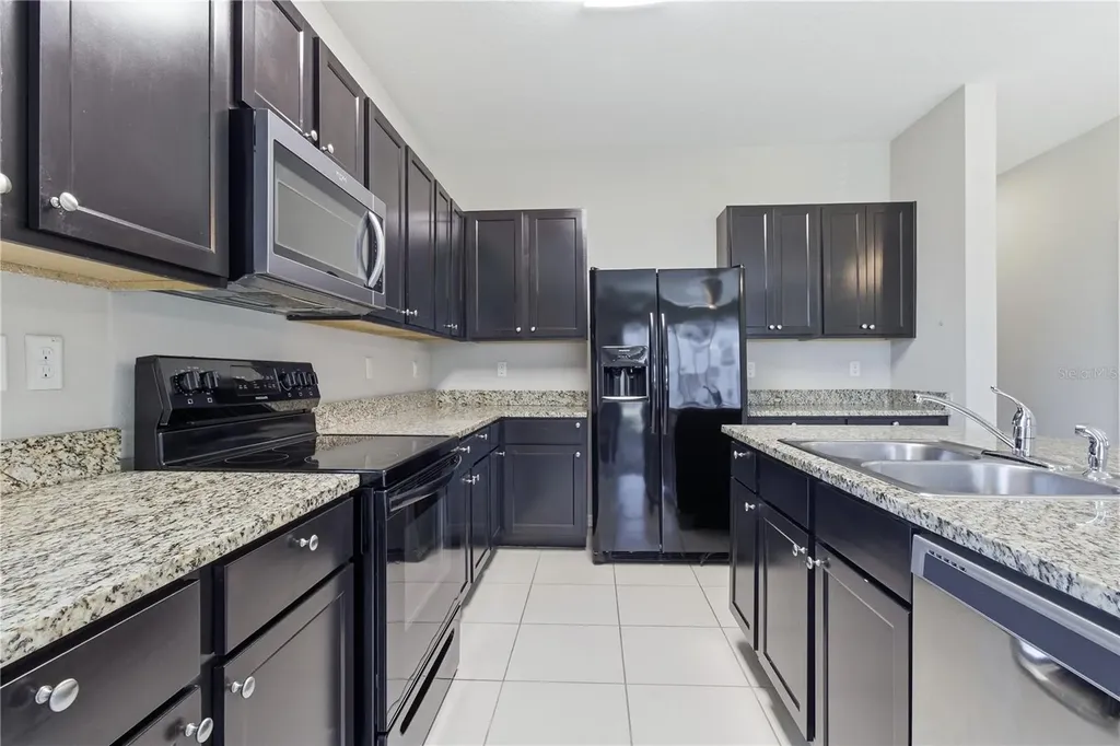 8819 Indigo Trail Loop Riverview FL 33578