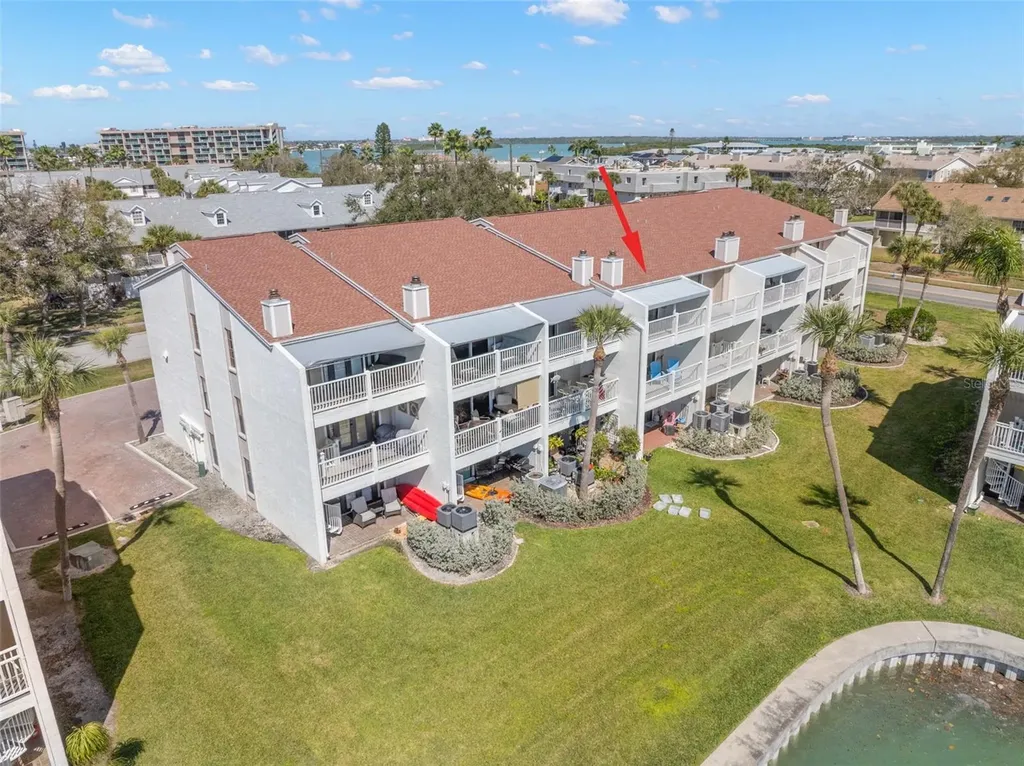 12320 Capri Circle N Treasure Island FL 33706