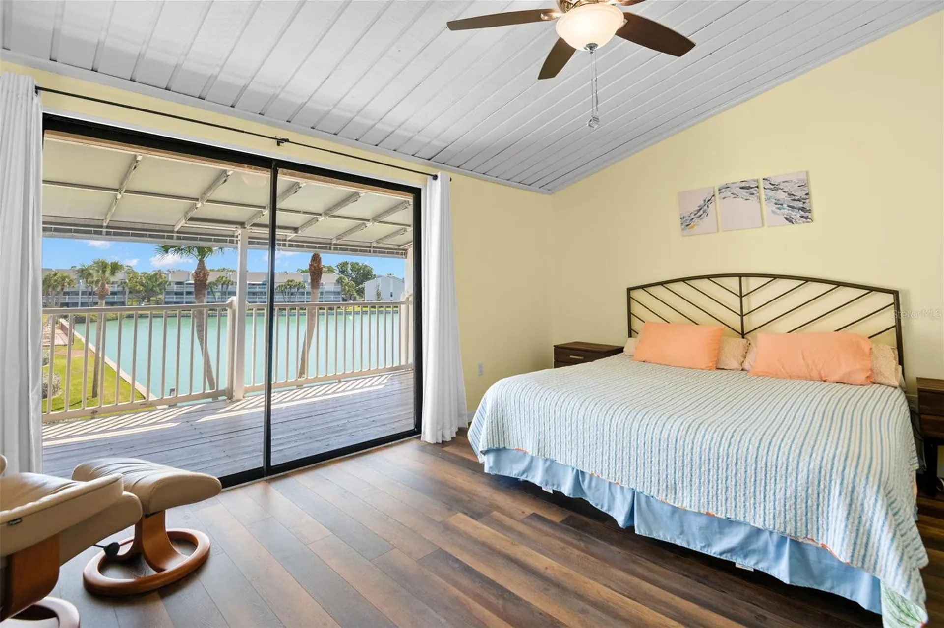 12320 Capri Circle N Treasure Island FL 33706