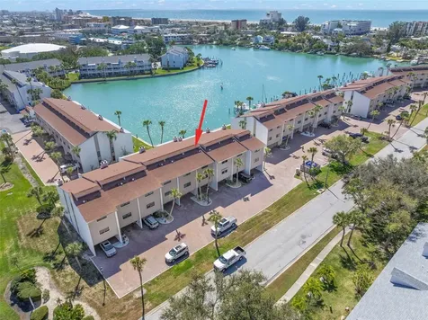 12320 Capri Circle N Treasure Island FL 33706
