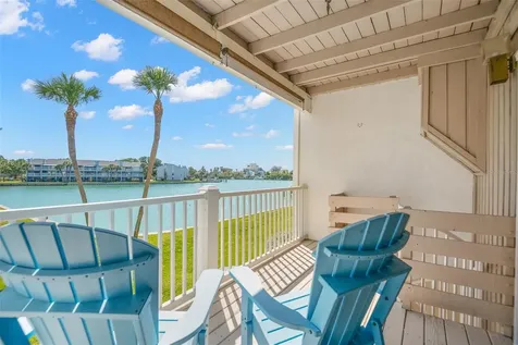 12320 Capri Circle N Treasure Island FL 33706