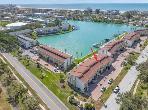 12320 Capri Circle N Treasure Island FL 33706