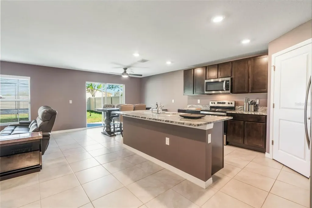 8595 Triumph Circle Wildwood FL 34785