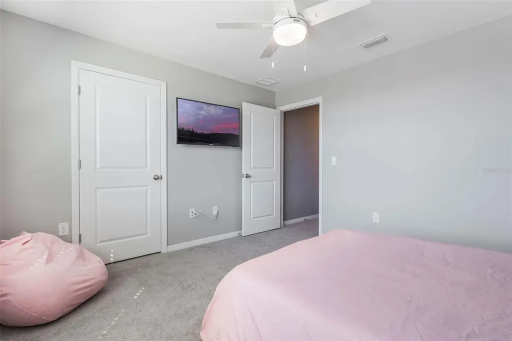 8595 Triumph Circle Wildwood FL 34785