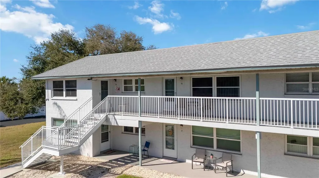 5257 81st Lane N St Petersburg FL 33709