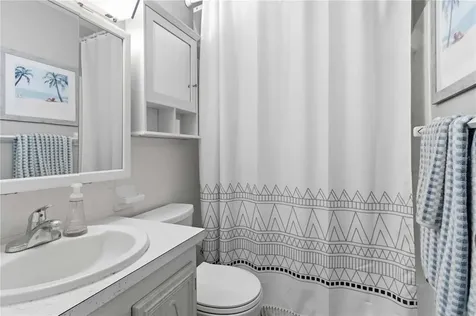 5257 81st Lane N St Petersburg FL 33709