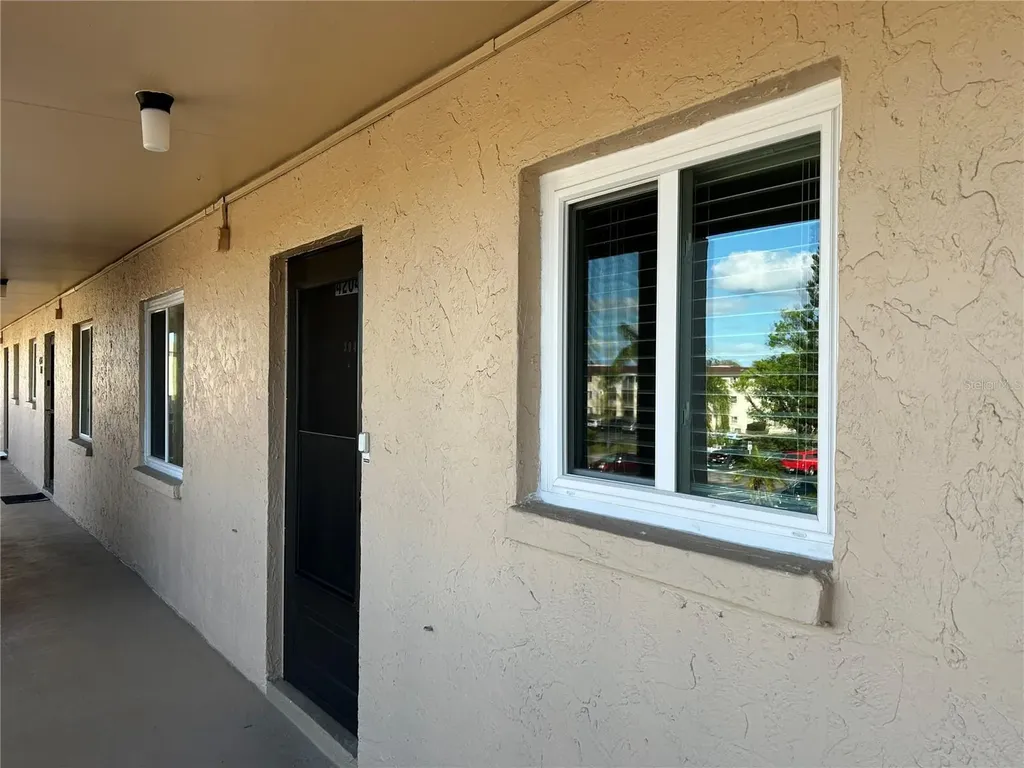 4204 Heron Way Bradenton FL 34205