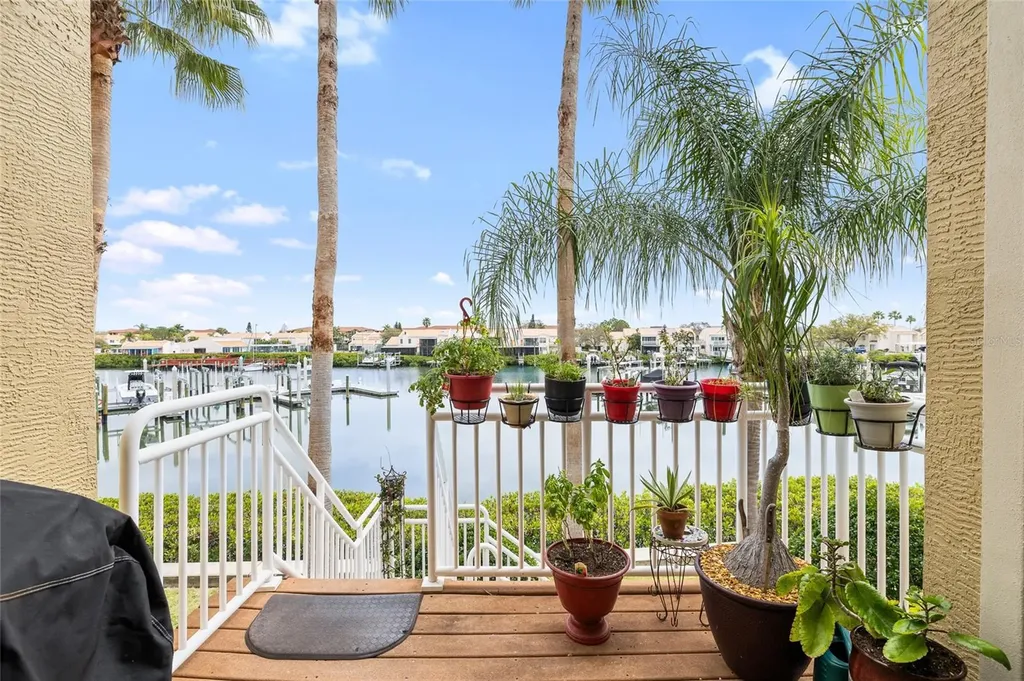 4319 Spinnaker Cove Lane Tampa FL 33615