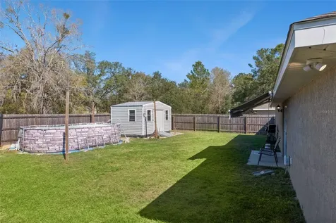 4 Malauka Radial Pass Ocklawaha FL 32179