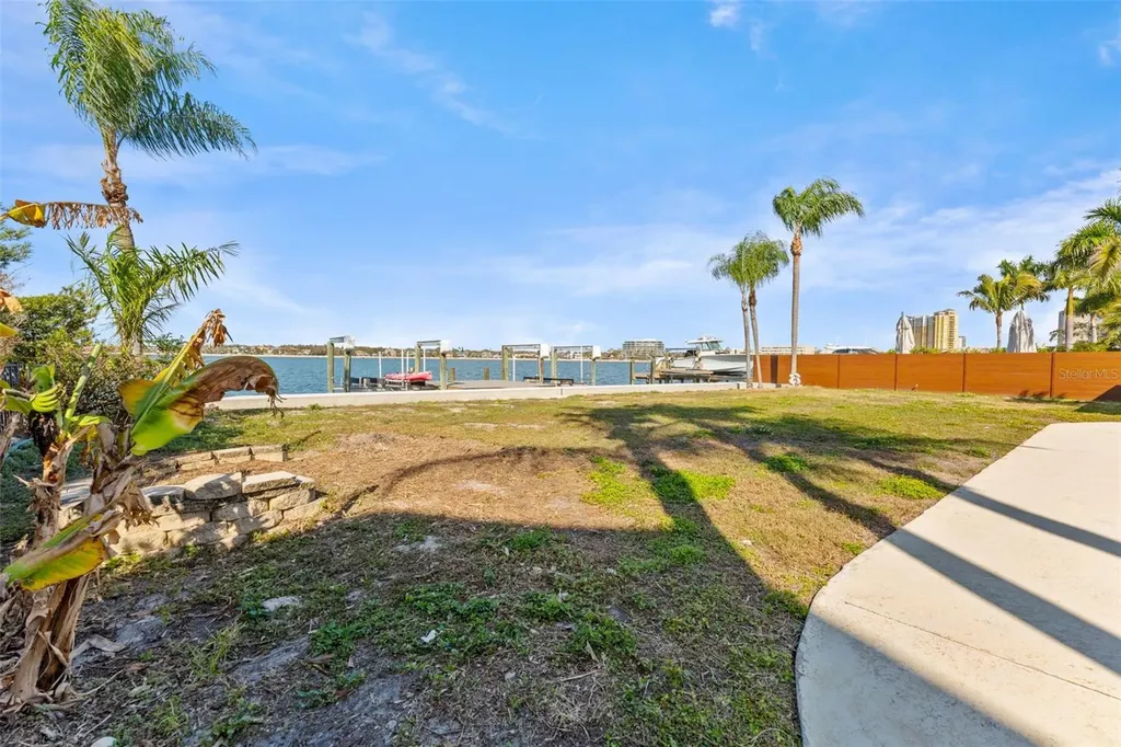 62 Adalia Avenue Tampa FL 33606
