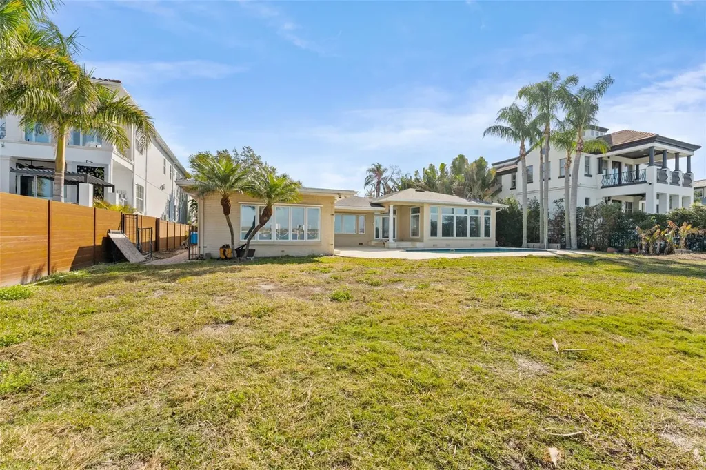 62 Adalia Avenue Tampa FL 33606