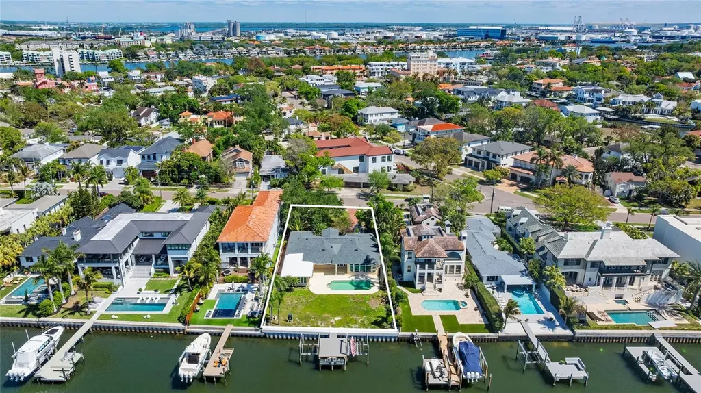 62 Adalia Avenue Tampa FL 33606