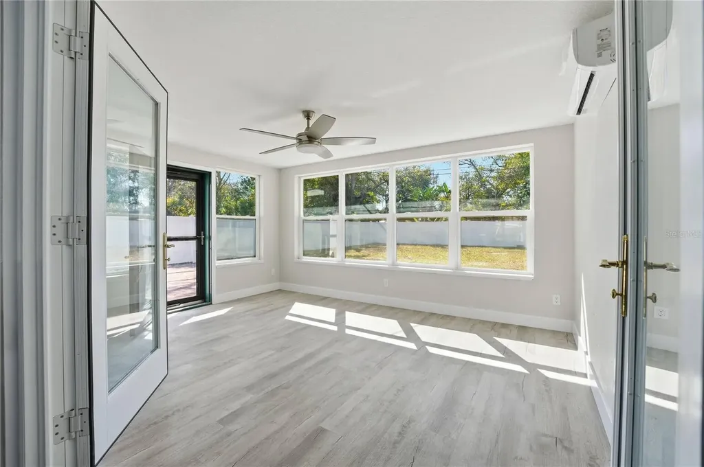 3223 1st Avenue W Bradenton FL 34205