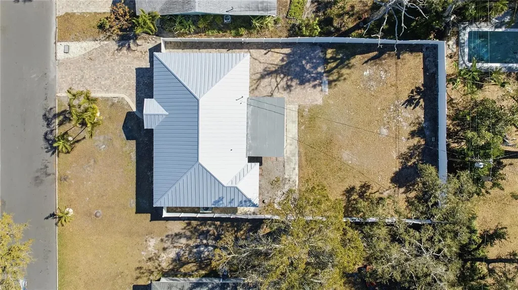3223 1st Avenue W Bradenton FL 34205