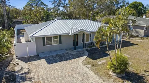 3223 1st Avenue W Bradenton FL 34205