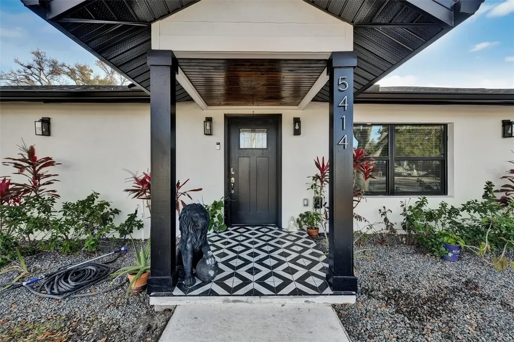5414 S Himes Avenue Tampa FL 33611
