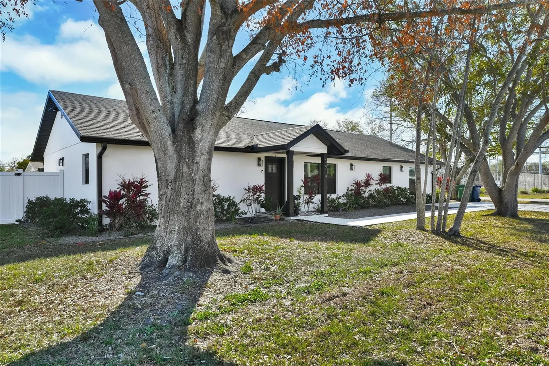 5414 S Himes Avenue Tampa FL 33611