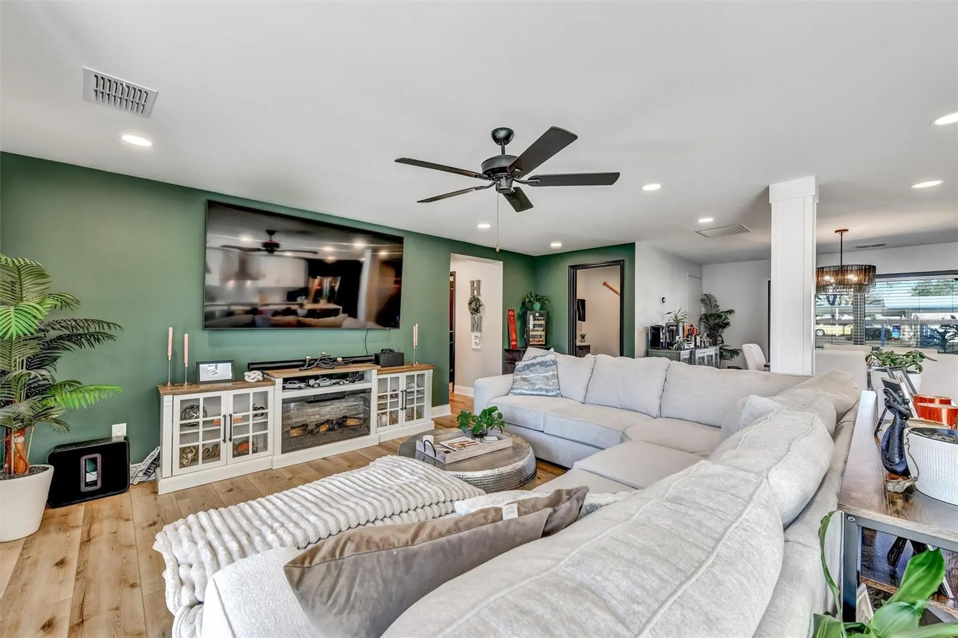 5414 S Himes Avenue Tampa FL 33611