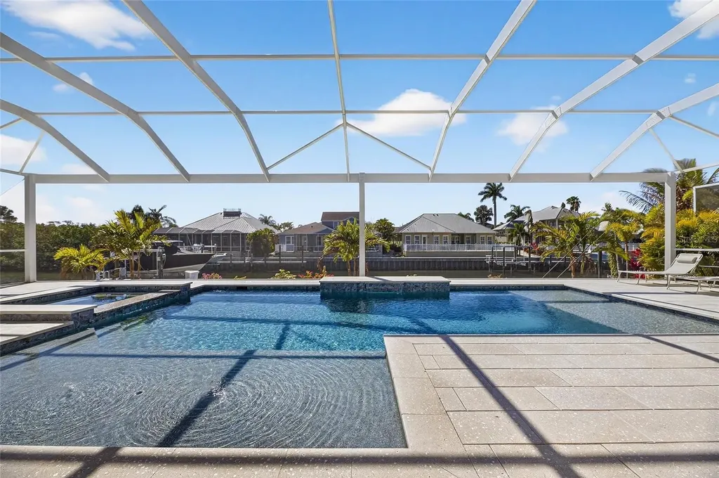 994 Signet Drive Apollo Beach FL 33572