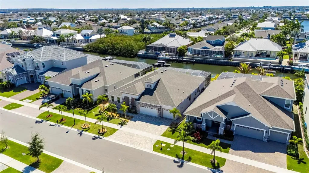 994 Signet Drive Apollo Beach FL 33572