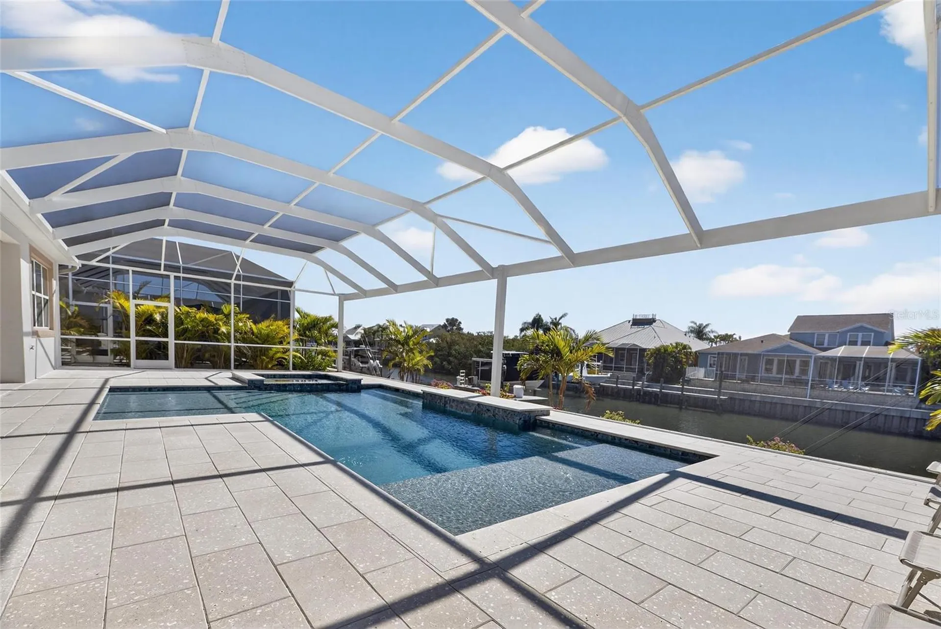 994 Signet Drive Apollo Beach FL 33572