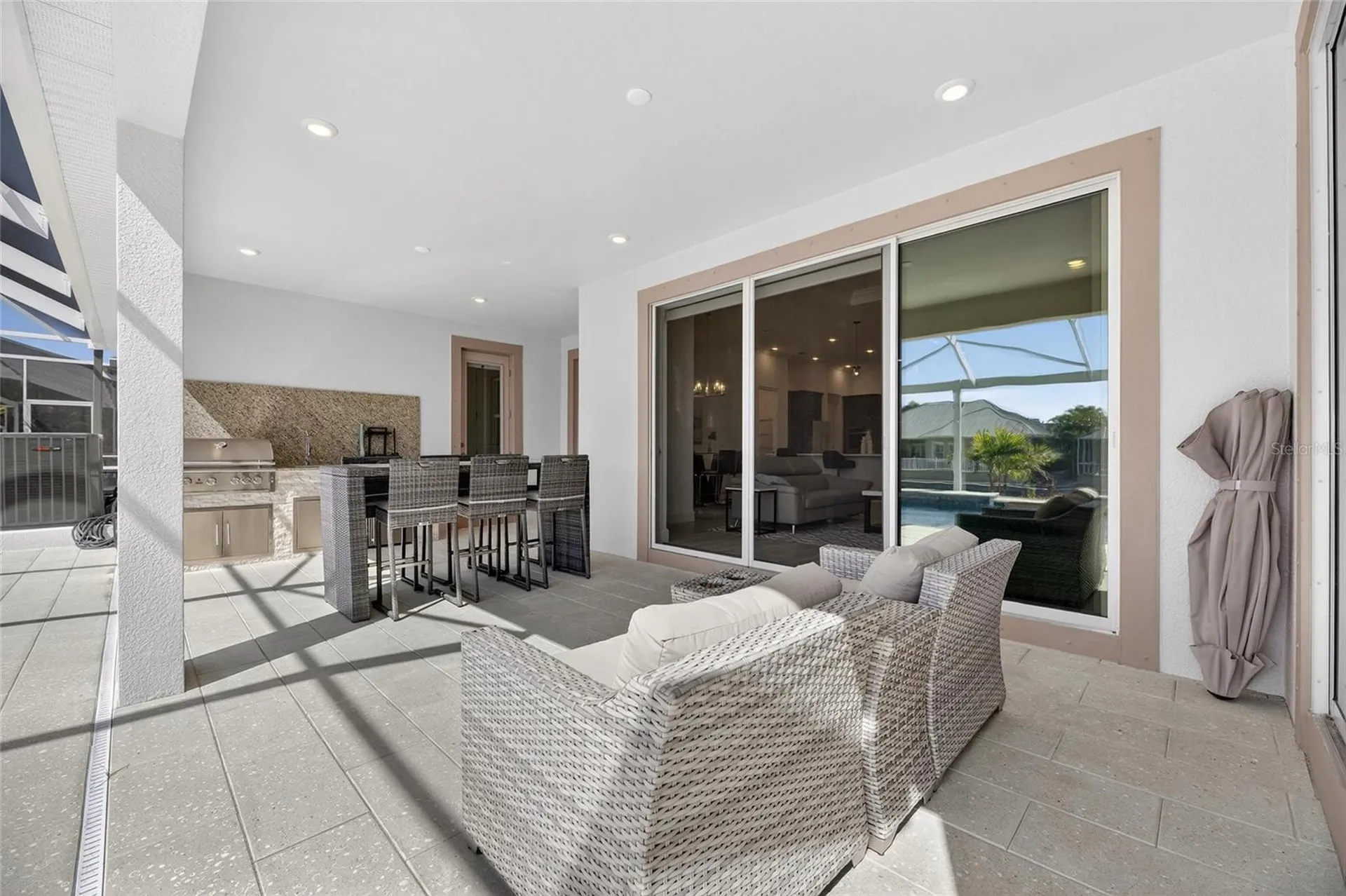 994 Signet Drive Apollo Beach FL 33572