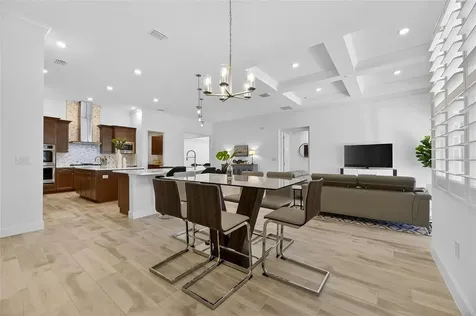 994 Signet Drive Apollo Beach FL 33572