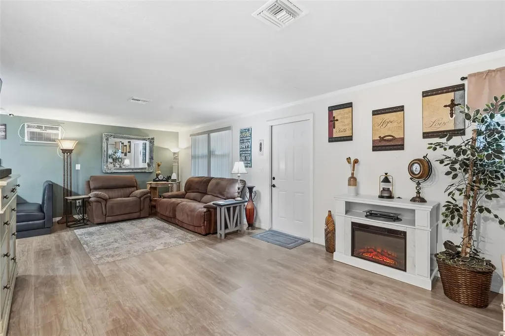 9381 Rosa Street Spring Hill FL 34608