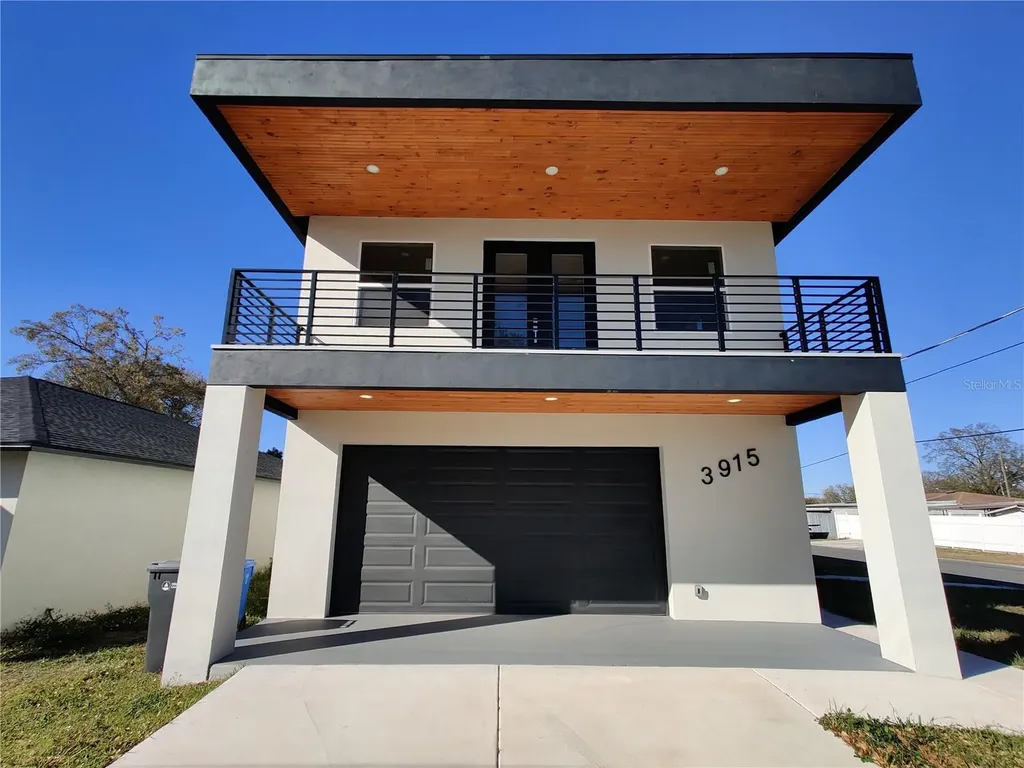 3915 W Robson Street W Tampa FL 33614