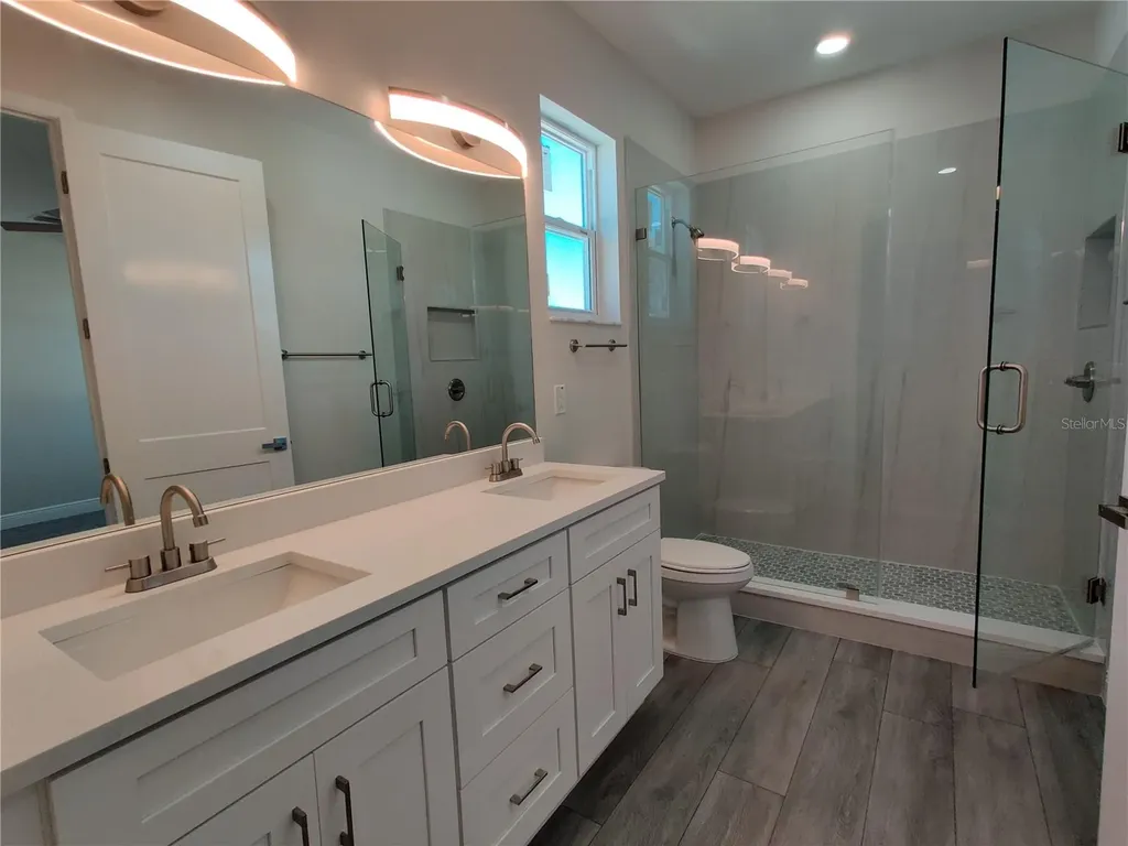 3915 W Robson Street W Tampa FL 33614