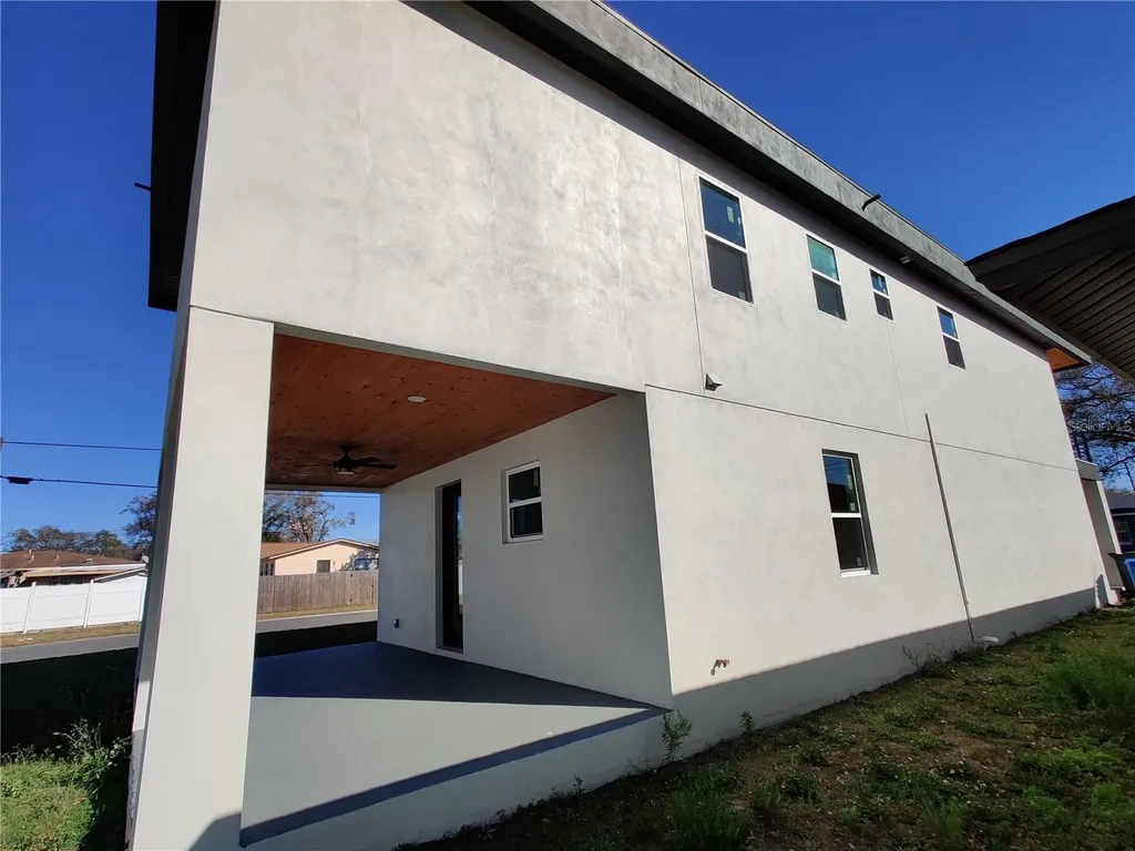 3915 W Robson Street W Tampa FL 33614