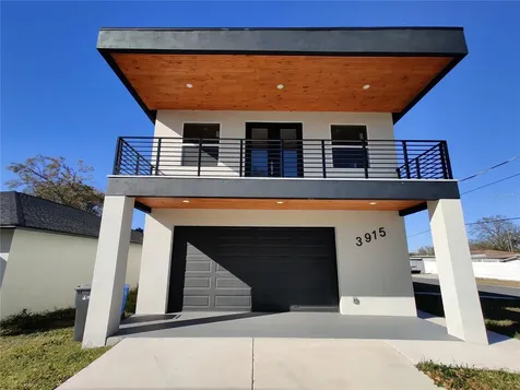 3915 W Robson Street W Tampa FL 33614