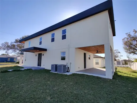 3915 W Robson Street W Tampa FL 33614
