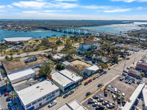 109 Magnolia Street New Smyrna Beach FL 32168