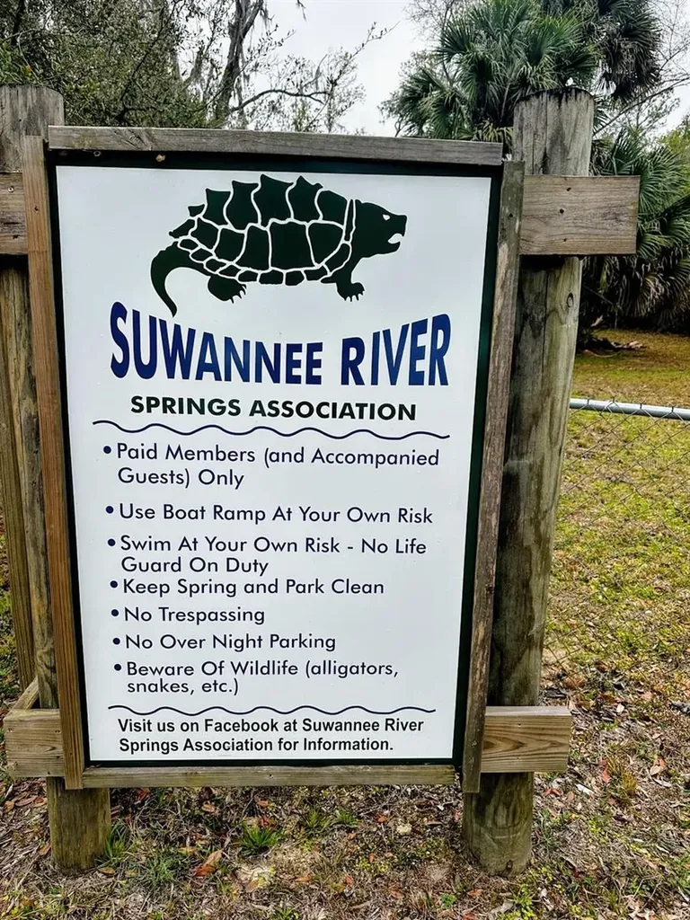 Tbd Off Riverview Road Fanning Springs FL 32693