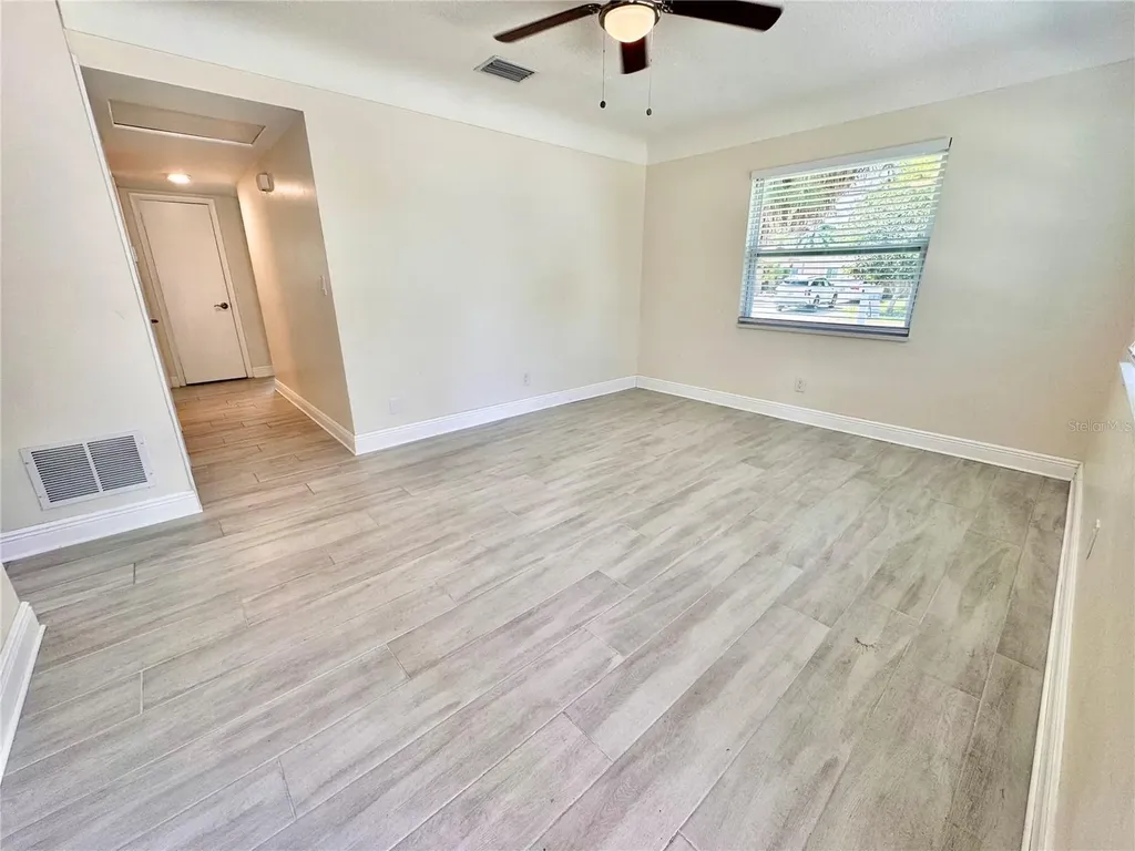5601 62nd Way N St Petersburg FL 33709